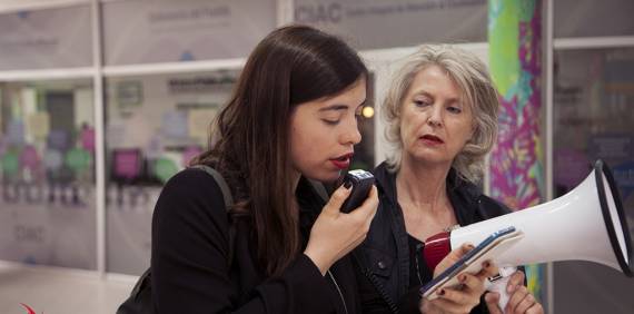 La poesía toma el subte. Líneas A y H